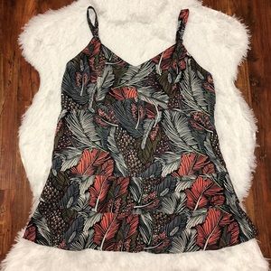 Gap Feather Print Tank • Medium